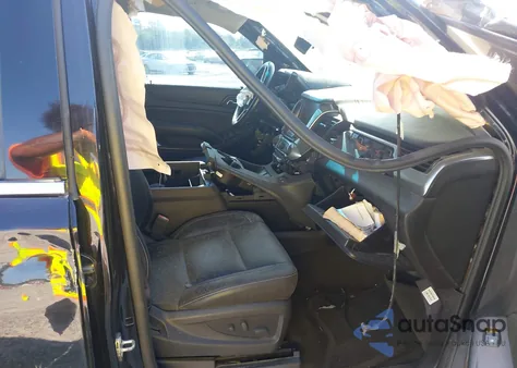 2015 Chevrolet Tahoe Lt z USA, uszkodzony, nr VIN 1GNSKBKC3FR669655